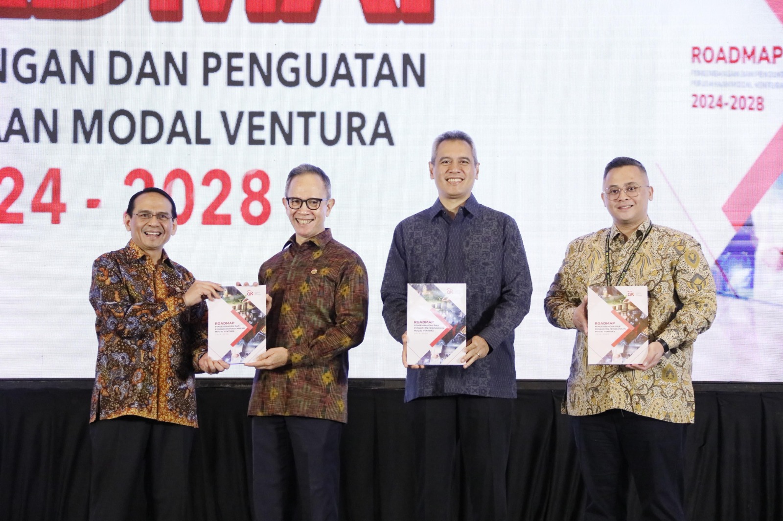 CAPTION: OJK meluncurkan Roadmap Pengembangan dan Penguatan Perusahaan Modal Ventura 2024-2028 di Jakarta, sebagai upaya mewujudkan industri Modal Ventura yang sehat, berintegritas, berorientasi, dan berkontribusi pada pertumbu​han ekonomi nasional. (Dok. Istimewa)